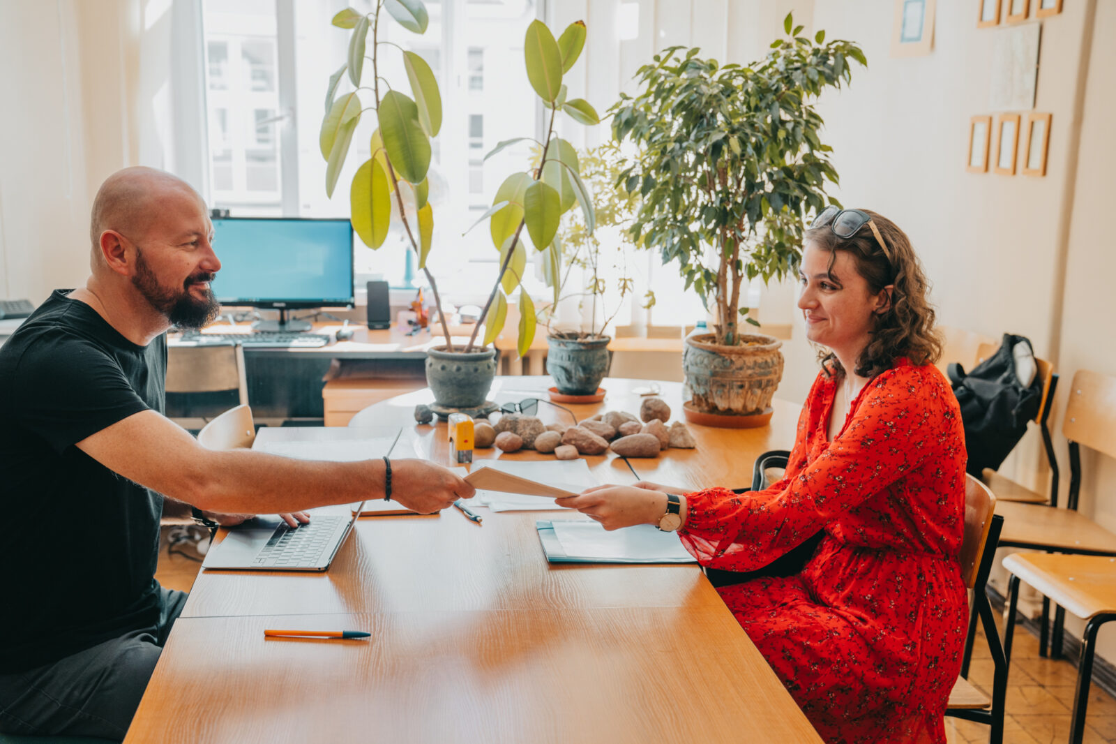 przyjmowanie dokumentów od kandydatów i kandydatek