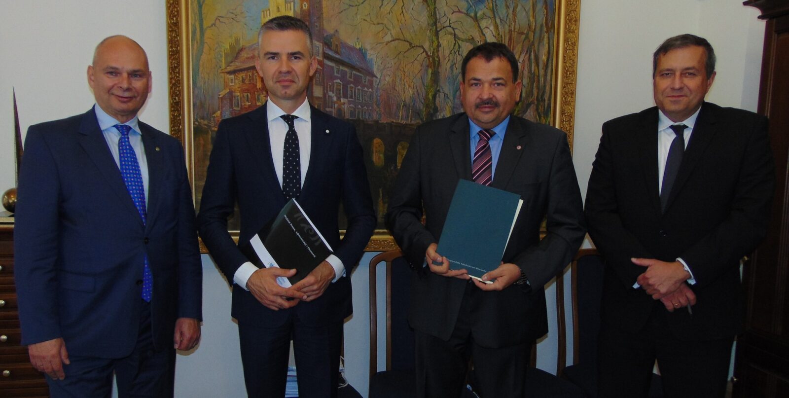 305794192_5669772673053891_4074755973103960144_n